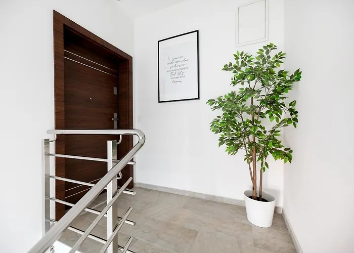 Modern Holiday Apartment \