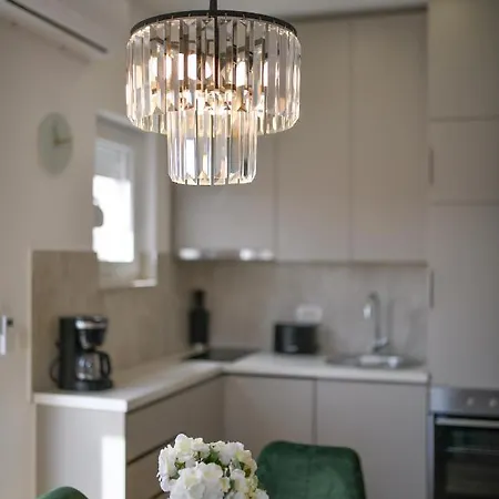 Modern Holiday Apartment 